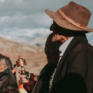 男女黄色裸体干逼逼
